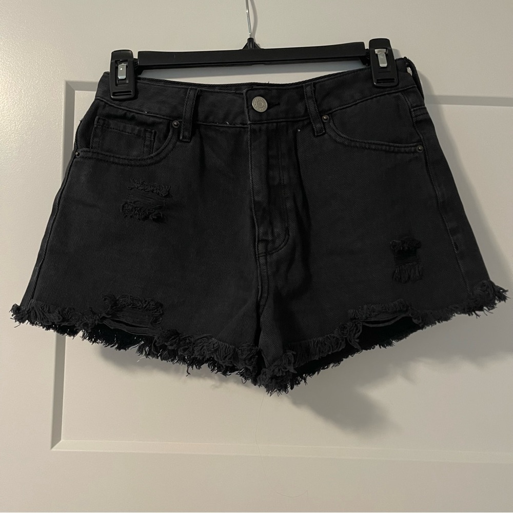 pacsun black ripped jean shorts